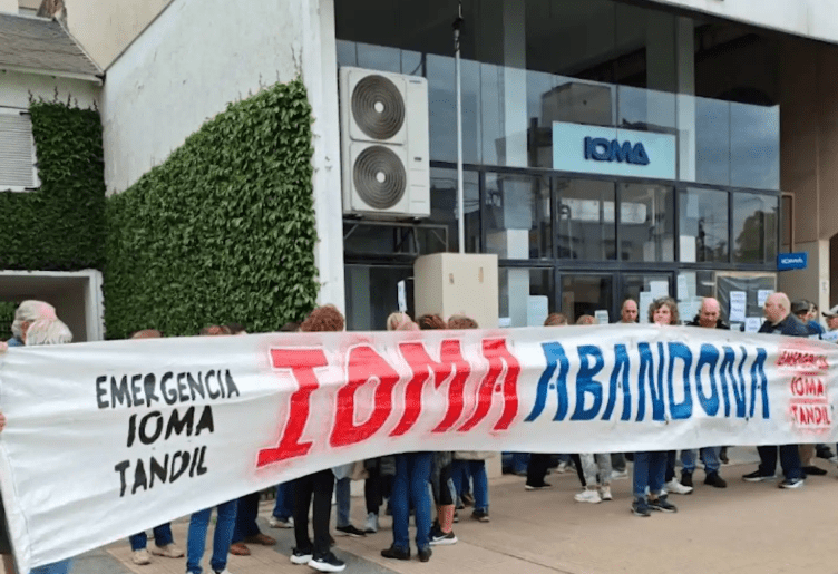 Afiliados de IOMA en Tandil enviaron una carta a Kicillof y solicitaron una reunión urgente por la crisis del&nbsp;sistema