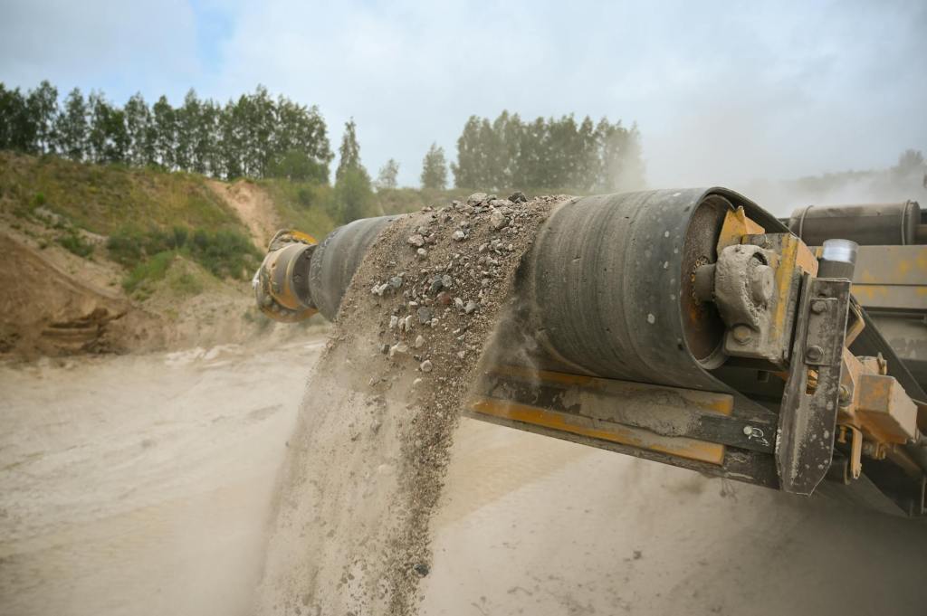 Industrias argentinas apuntan a minería pero piden resolver desafíos&nbsp;previos