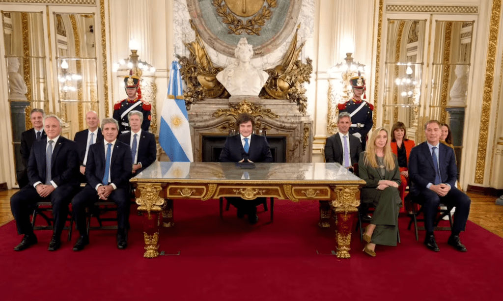 El Gobierno impulsa una reforma del Banco Central para impedir la emisión destinada a financiar el gasto&nbsp;público